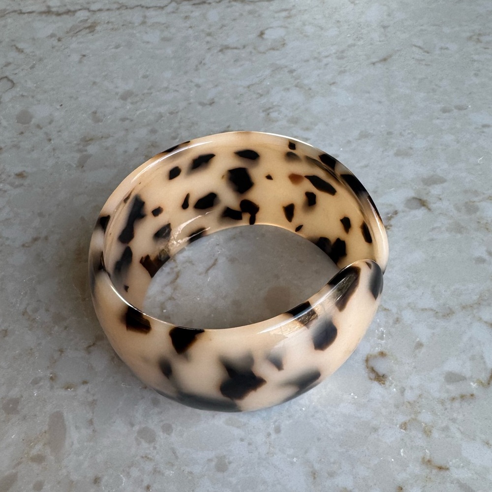 NWOT Polo Ralph Lauren Blonde Tortoiseshell Cuff, Acrylic - Picture 6 of 9